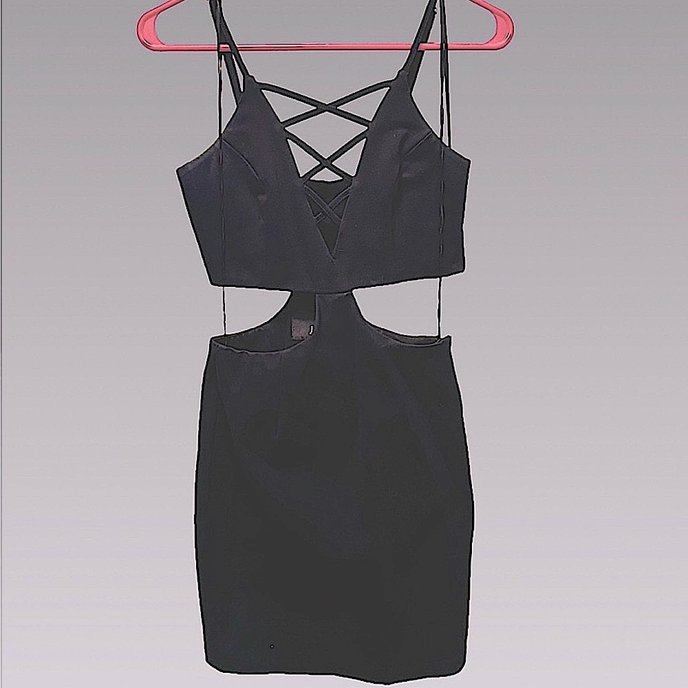 Signature8 Black Strappy Cutout Mini Dress‎ - S